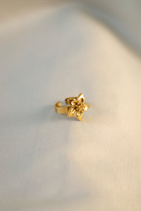 Lily Ring Gold or Mixed