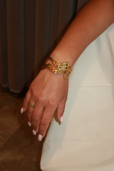 Ola Wrist Cuff