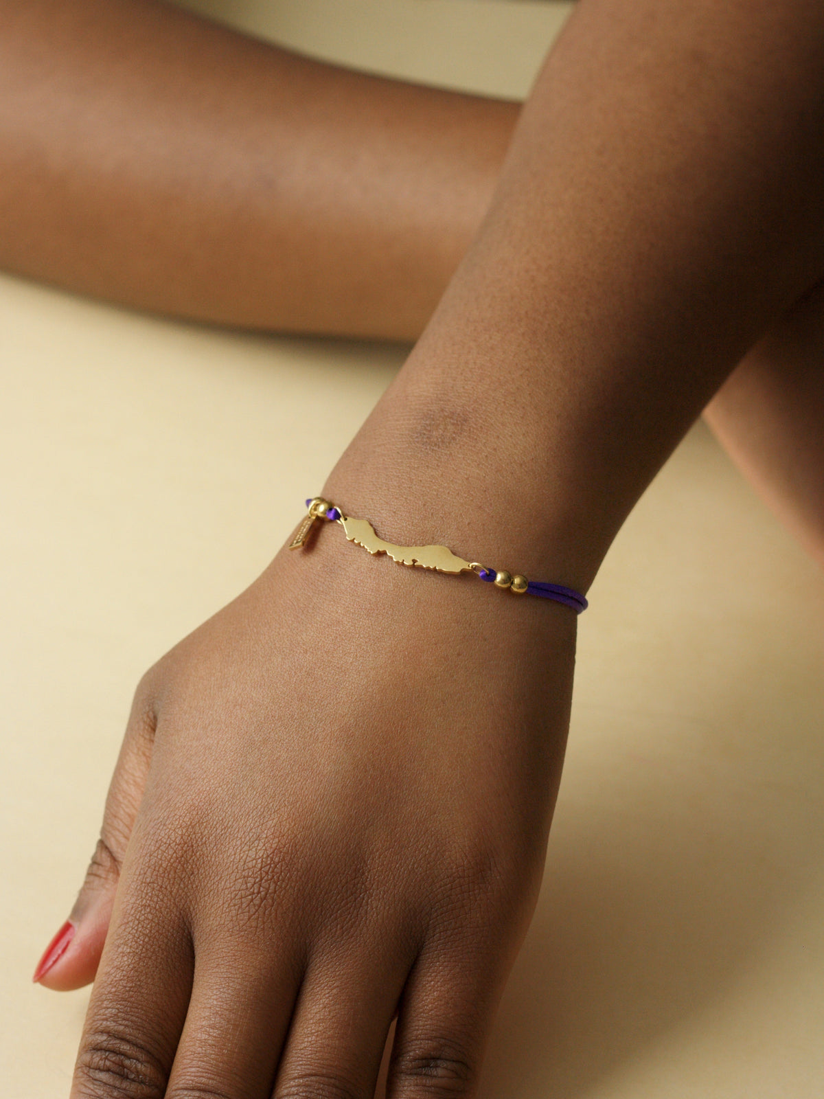 Amethyst purple Curaçao island cord bracelet