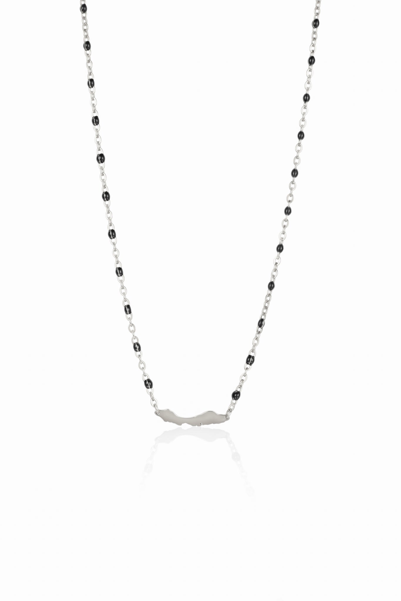 Curacao Necklace in silver with black details